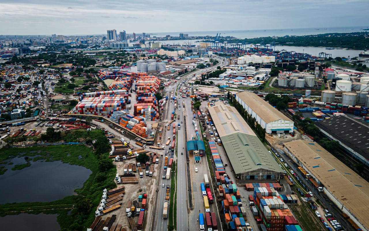 6 Faktor yang Menghambat Perdagangan Internasional, Pengusaha Perlu Tahu